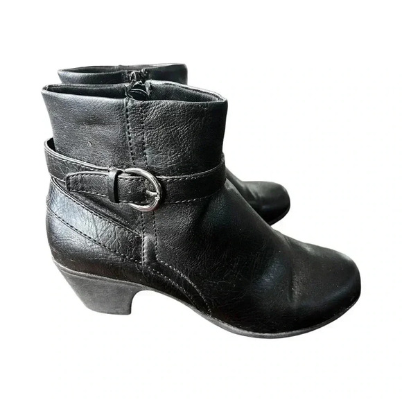 Studio Works Gelna ankle boots, black, faux leather, side zip, 2” heel, preowned - Picture 1 of 7